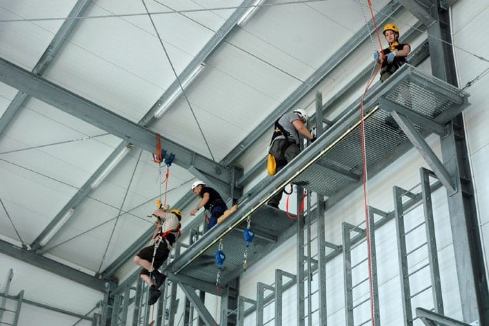 Навчання роботі на висоті