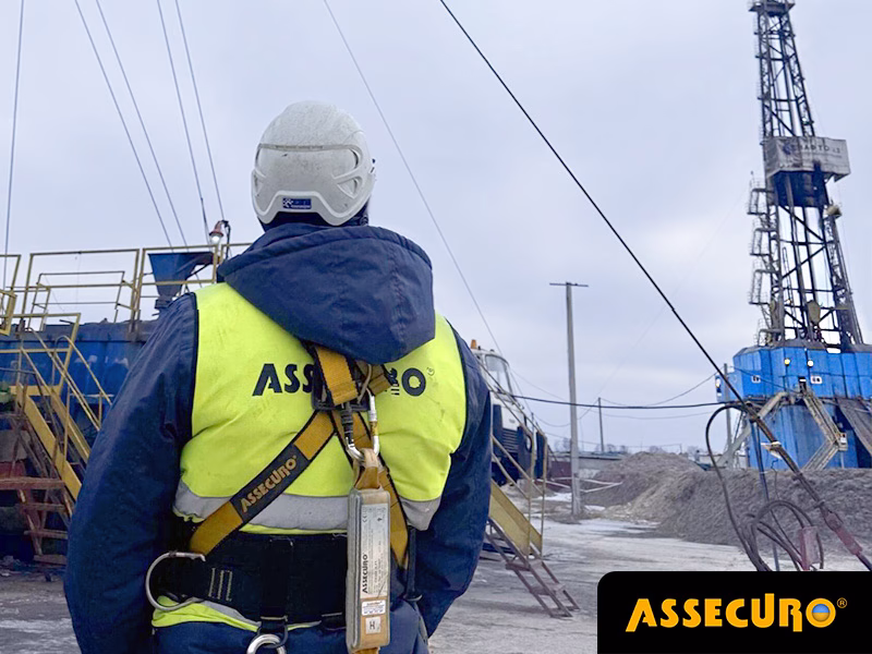 Евакуація з висоти: тренінг (евакуація верхового з бурової)